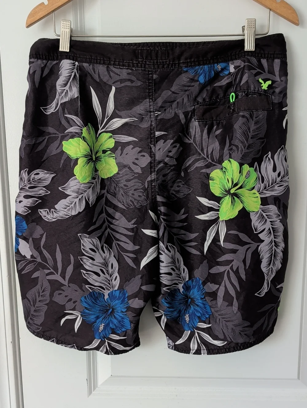 American Eagle Outfitters Swim Suit Board Shorts Size Medium